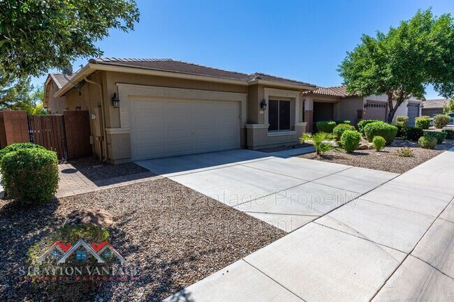 40937 N Linden St San Tan Valley, AZ 85140 photo 2