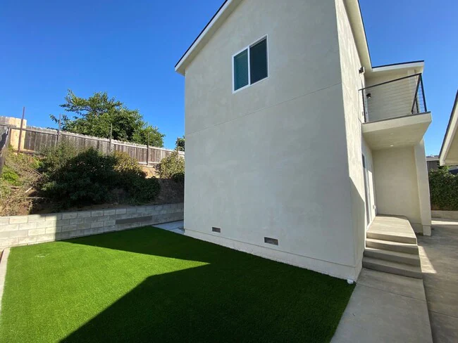 Built in 2023!! 4BD/2BA photo 3