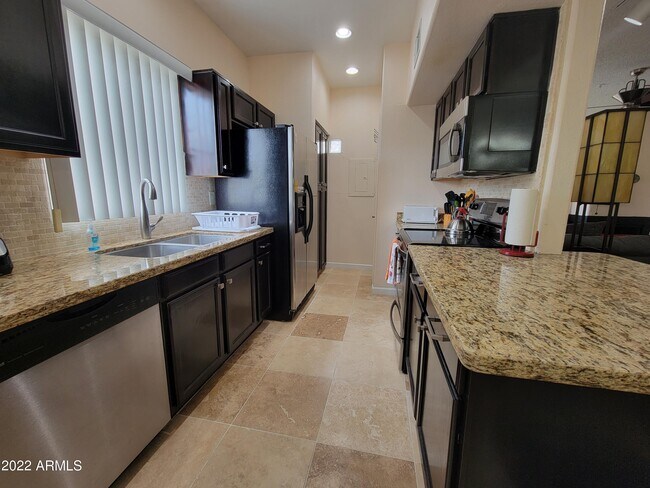11333 N 92nd St Scottsdale, AZ 85260 photo 5