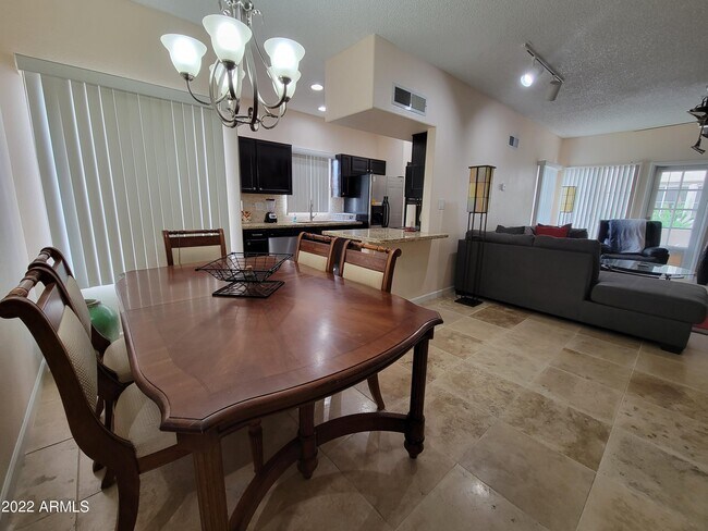 11333 N 92nd St Scottsdale, AZ 85260 photo 2