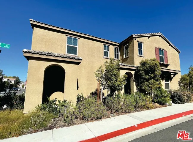 42720 Azure St Temecula, CA 92592 photo 2