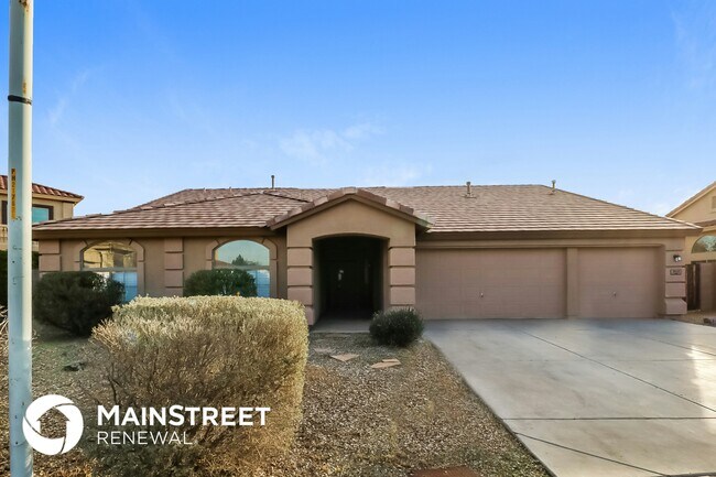 9015 S 50th Ln photo 2