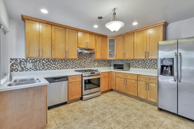 Sunnyvale Gem with Sleek Finishes  Thoughtful Touches photo 4