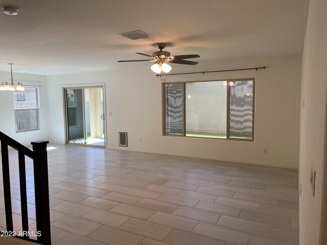 16623 W Culver St Goodyear, AZ 85338 photo 4