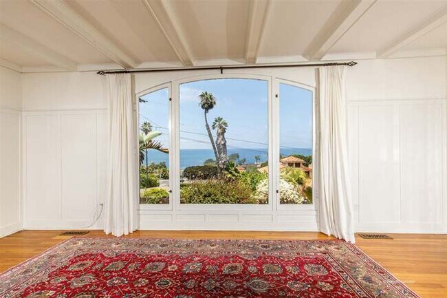 1827 Amalfi St San Diego, CA 92037 photo 5