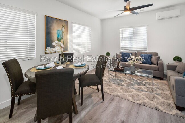 4988 Genesee Ave San Diego, CA 92117