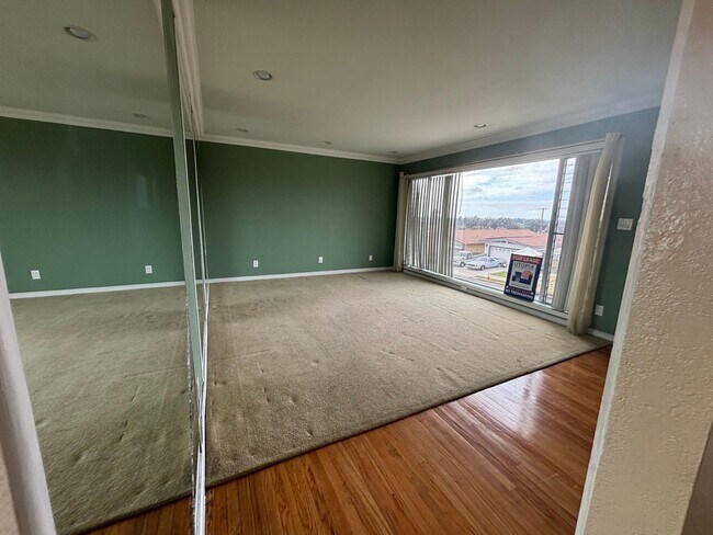 2625 55th St San Diego, CA 92105 photo 3