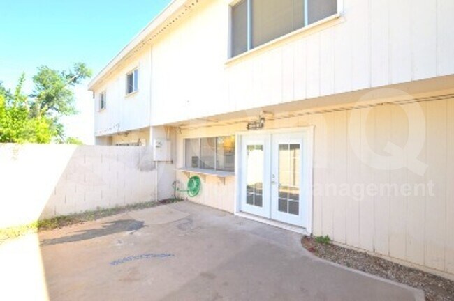 4028 N Granite Reef Rd Scottsdale, AZ 85251 photo 2