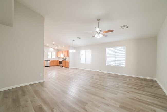 7125 W Williams St Phoenix, AZ 85043 photo 3