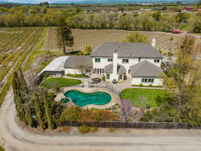 3434 Woolsey Rd Windsor, CA 95492 photo 4