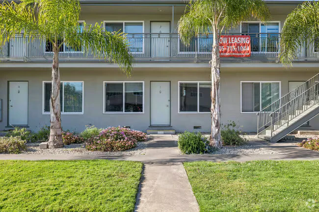 759 Embarcadero Del Mar photo 4