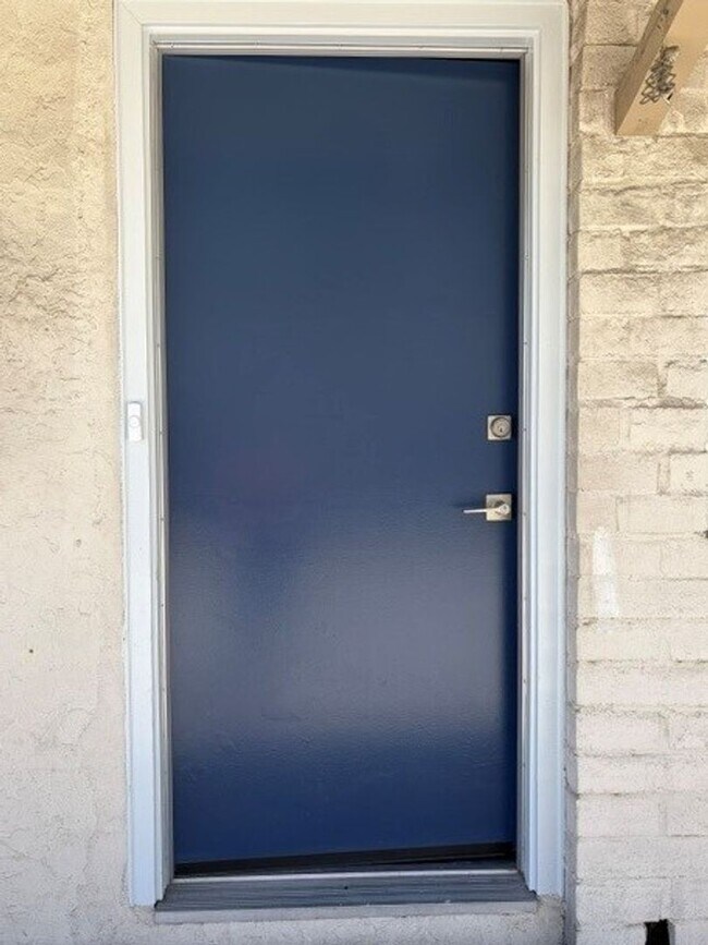 1732 Noranda Dr Sunnyvale, CA 94087 photo 2