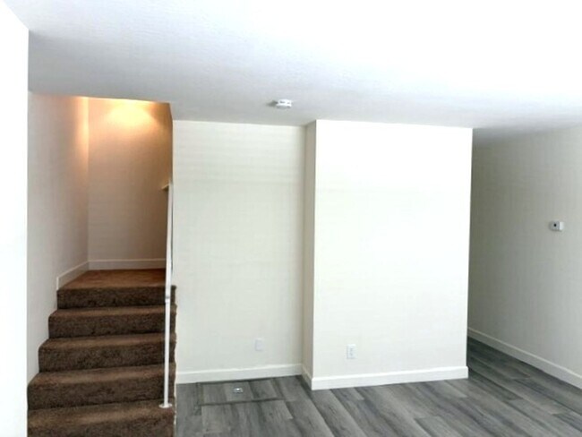 1732 Noranda Dr Sunnyvale, CA 94087 photo 3