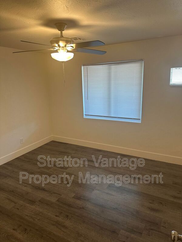 2046 N 17th St Phoenix, AZ 85006 photo 5