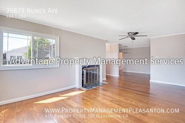20879 Nunes Ave photo 3