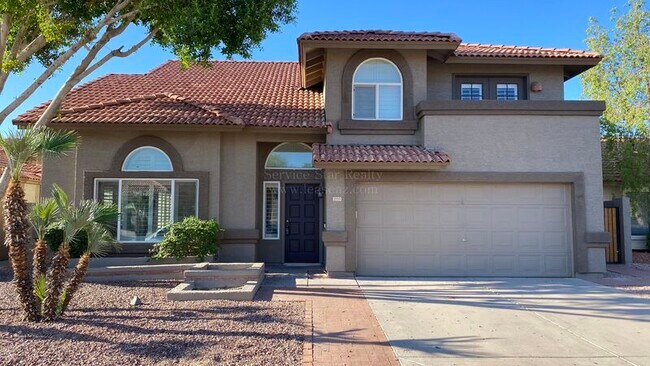 2757 E Rock Wren Rd Phoenix, AZ 85048 photo 2