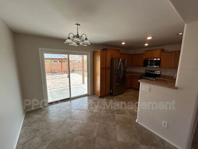 11623 W Palo Verde Ave Youngtown, AZ 85363 photo 5