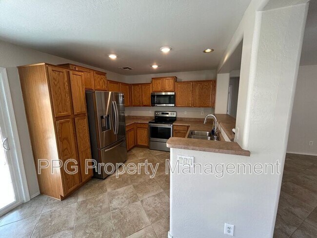 11623 W Palo Verde Ave Youngtown, AZ 85363 photo 4