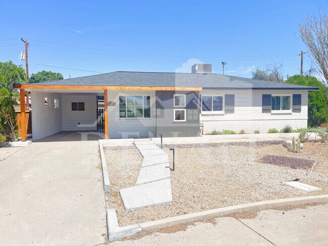2340 E Turney Ave photo 2