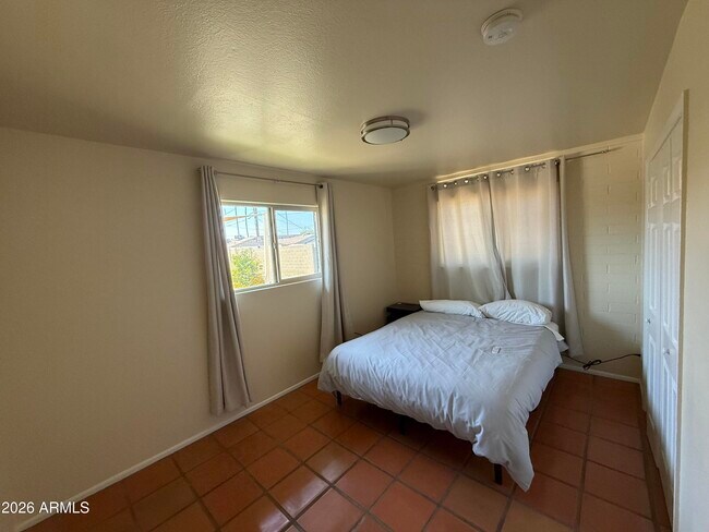 1312 1/2 W 5th St Tempe, AZ 85281 photo 4