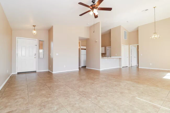 9015 W Roanoke Ave Phoenix, AZ 85037 photo 3