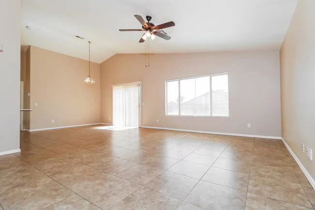 9015 W Roanoke Ave Phoenix, AZ 85037 photo 5