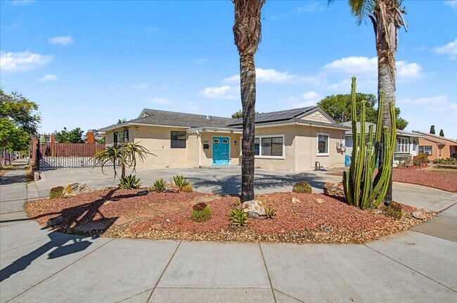 6602 Crawford St photo 2