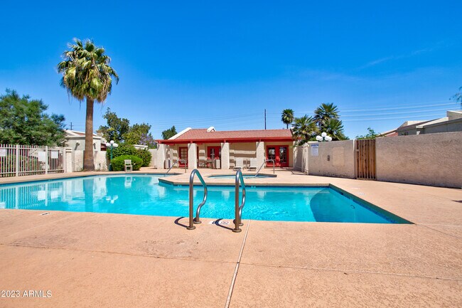 633 W Southern Ave Tempe, AZ 85282 photo 5