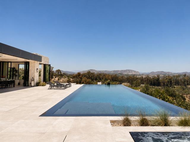 15575 Las Planideras Rancho Santa Fe, CA 92067 photo 3