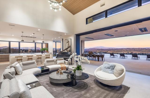 15575 Las Planideras Rancho Santa Fe, CA 92067