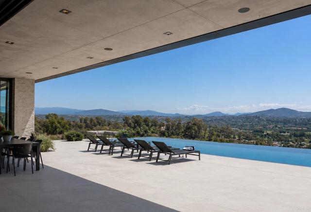 15575 Las Planideras Rancho Santa Fe, CA 92067 photo 4