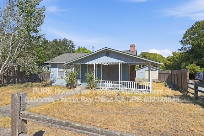 1230 Clover Dr