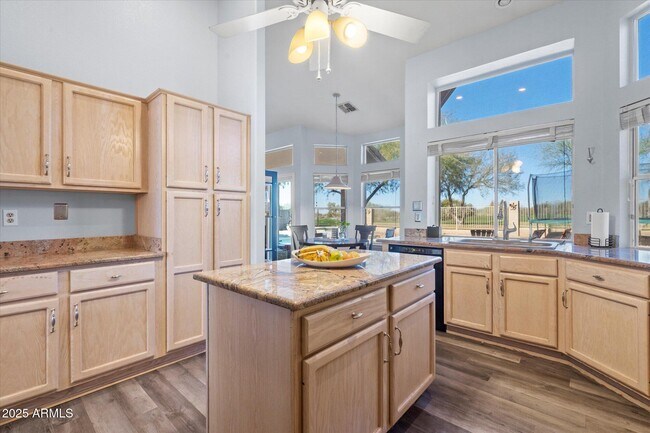 30050 N 47th St Cave Creek, AZ 85331 photo 4