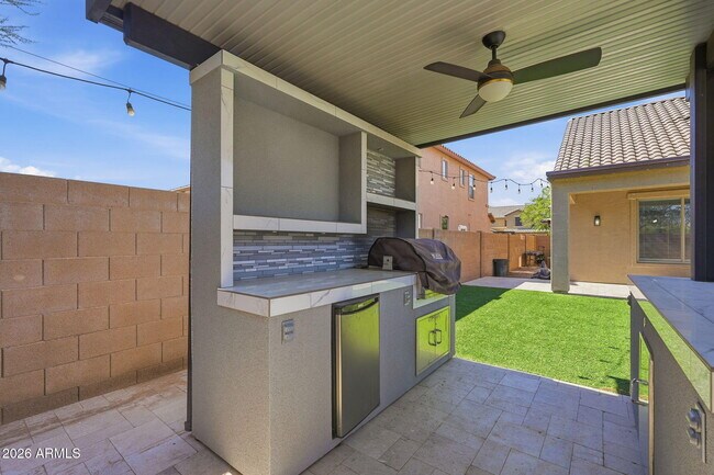 11402 W Alvarado Rd Avondale, AZ 85392 photo 4
