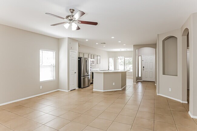 12857 W Apodaca Dr Litchfield Park, AZ 85340 photo 4