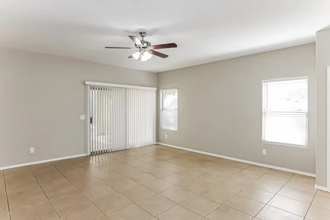12857 W Apodaca Dr Litchfield Park, AZ 85340 photo 3