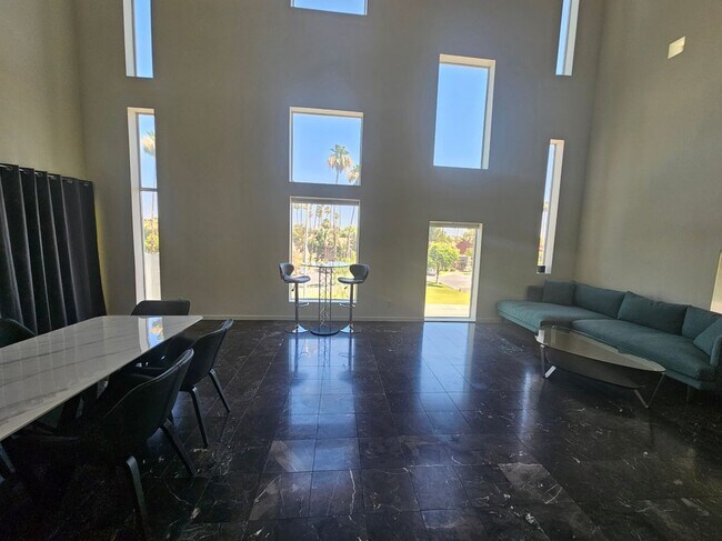 1111 W University Dr Tempe, AZ 85281 photo 4
