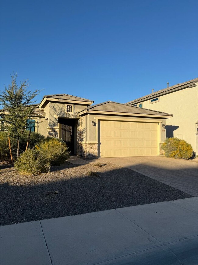 19848 W Rancho Dr Litchfield Park, AZ 85340 photo 4