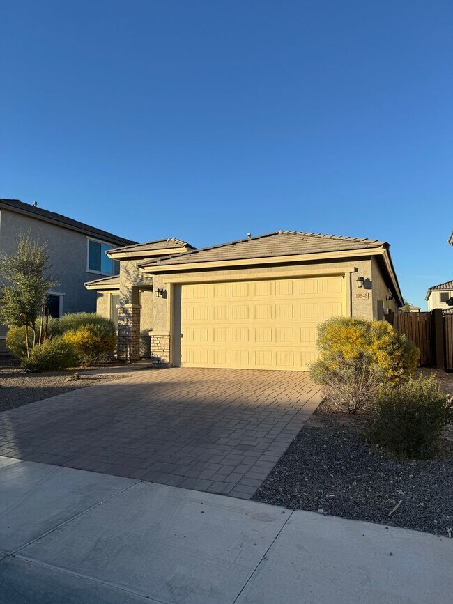 19848 W Rancho Dr Litchfield Park, AZ 85340 photo 3