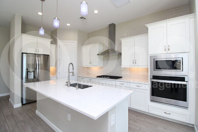 2027 E Northwood Dr Phoenix, AZ 85024 photo 3