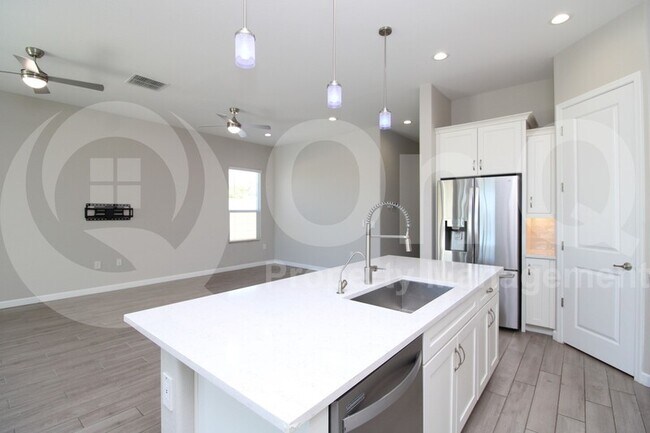 2027 E Northwood Dr Phoenix, AZ 85024 photo 5