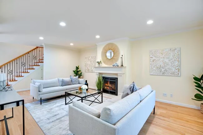 1323 Hoover St Menlo Park, CA 94025 photo 3