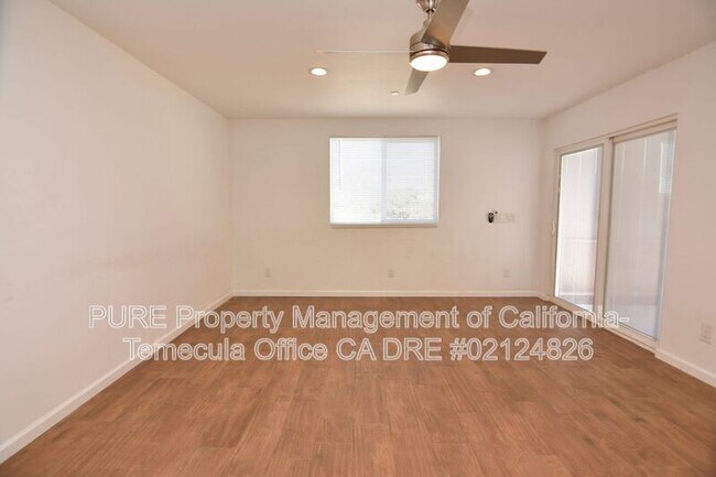 32330 Shrimp Ln Winchester, CA 92596 photo 4