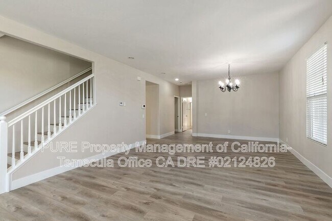 37670 Newcastle Rd Murrieta, CA 92563 photo 2