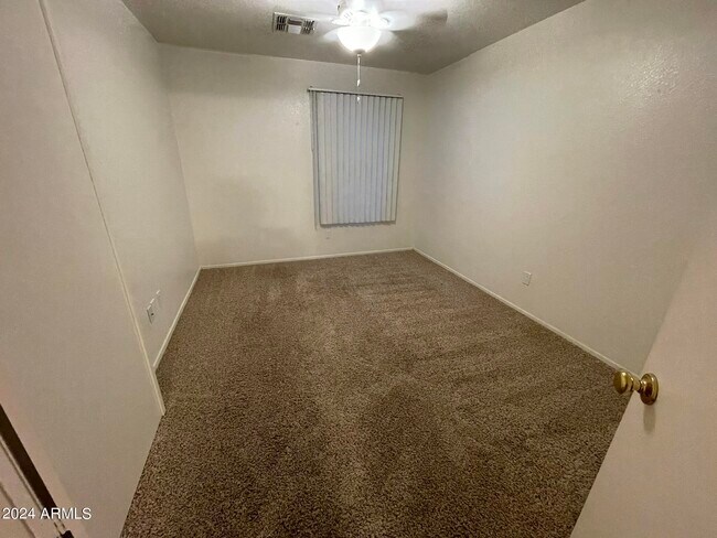 13564 W Fargo Dr Surprise, AZ 85374 photo 5