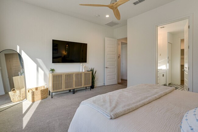 16977 W Cambridge Ave Goodyear, AZ 85395 photo 5