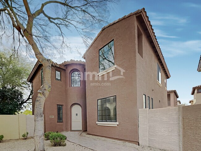 2357 W Sleepy Ranch Rd Phoenix, AZ 85085