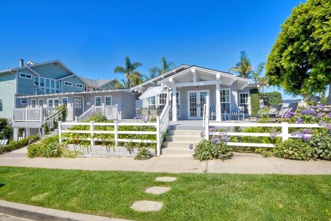 190 Walnut Ave Carlsbad, CA 92008 photo 2