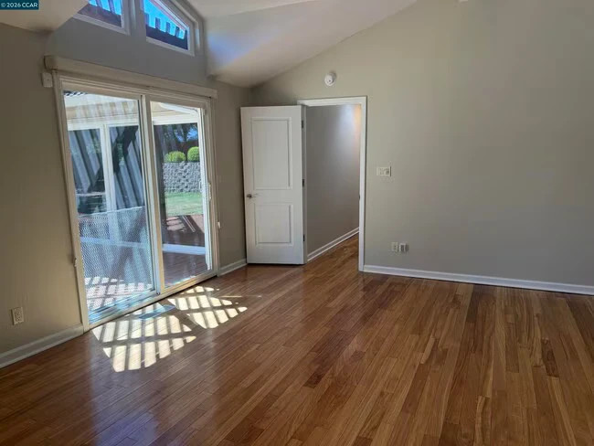 1271 Summit Rd Lafayette, CA 94549 photo 4