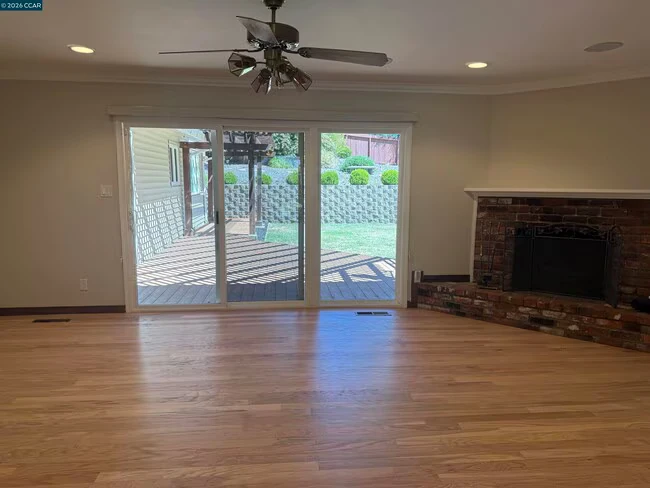 1271 Summit Rd Lafayette, CA 94549 photo 3